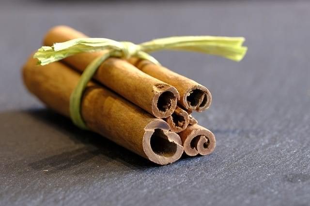 Cinnamaldehyde in Cinnamon – How It Works